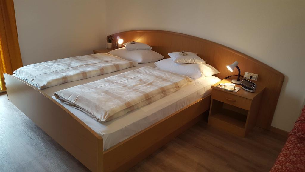 Haus Sonnegg Apartment มาร์เลงโก ภายนอก รูปภาพ